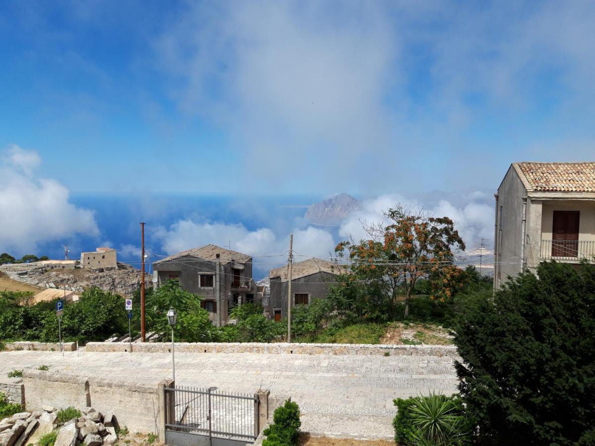 Il Monte Apartment Erice Luaran gambar