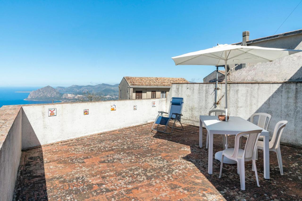 Il Monte Apartment Erice Luaran gambar